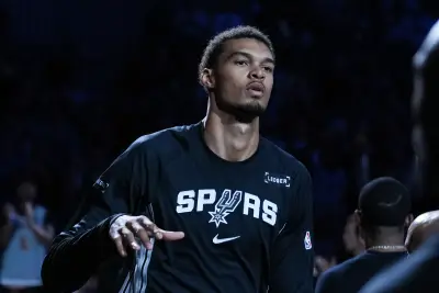 FanDuel promo code: Bet $5, get $300 in bonus bets if your bet wins for Heat vs. Spurs