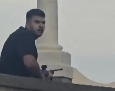 Bondi Beach terrorists were father and son who legally owned 6 guns —  despite tough firearms laws