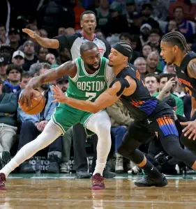 Jaylen Brown drops 42 as Celtics knock off Knicks in statement win
