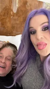Kelly Osbourne responds to rumors dad Ozzy is ‘dying’, has suicide pact with Sharon after rocker’s Parkinson’s diagnosis