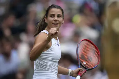 Emma Navarro beats defending Wimbledon champ Barbora Krejcikova in third round