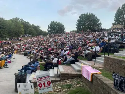 Jazz 91.9 WCLK raises money lost by national public broadcasting cuts