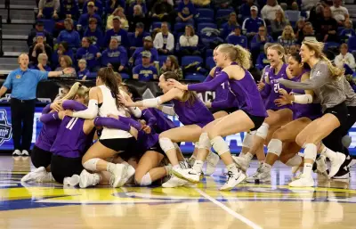 Women’s Volleyball: St. Thomas wins Summit League title to punch ticket to D-1 NCAA Tournament