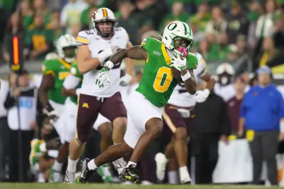 Gophers blown out 42-13 by No. 8 Oregon