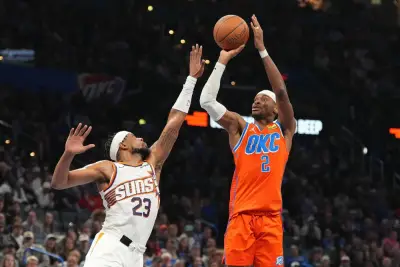 Thunder logra su 11ª victoria consecutiva, mejora a 19-1 y vence a Suns 123-119 en Copa NBA