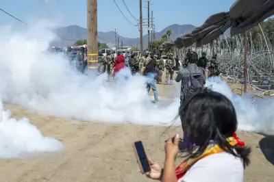 Raid on California Marijuana Facility Divides Americans as Video Shows Migrant Teen Crying After His Mother Is Detained