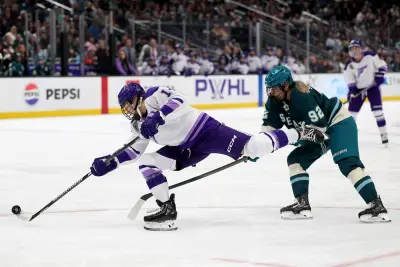 PWHL: Record crowd watches Frost blank Seattle