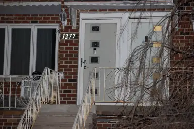 Brooklyn stabbing leaves 1 dead, another clinging to life — and the attacker is still at large: cops