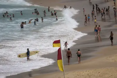Australia police responding after gunshots reported at Bondi beach