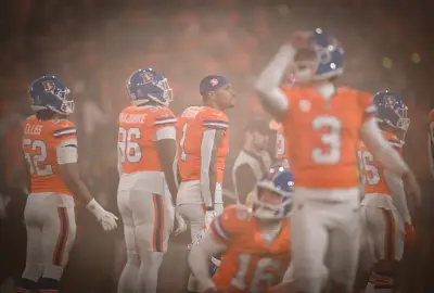 WATCH: Broncos’ JL Skinner blocks Raiders’ punt