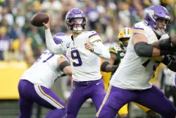 J.J. McCarthy in concussion protocol as nightmare Vikings season spirals