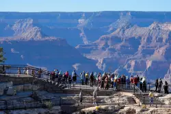 Parques nacionales de EEUU aumentarán el precio de entrada para turistas extranjeros