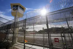 Los Angeles County sheriff's deputy pleads guilty to smuggling drugs into jail