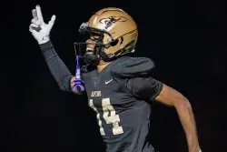 Football: East Ridge holds on to beat Andover in Class 6A playoffs