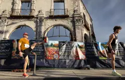 Pacific Palisades celebrates being together again at first turkey trot since devastating fire