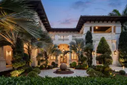 Billionaires scoop up Miami compounds to build trophy empires