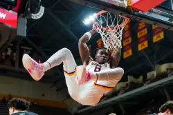 Gophers cruise to 82-62 win over North Dakota in final tune-up