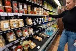 Oxendale’s Market in West St. Paul to close, Burrito Mercado to limit hours