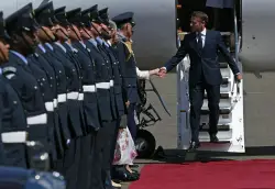 Emmanuel Macron greeted by Prince William and Kate Middleton as he arrives in UK for 3-day state visit