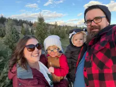 Dad receives ‘shocking’ diagnosis of rare, incurable disease after dismissing aches, pains