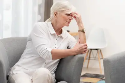 Dear Abby: My sister may have dementia — should I take her keys?
