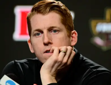David Carle in no rush to leave DU Pioneers: “Some guys in the NHL would trade with me”