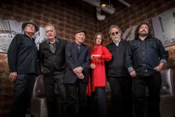 10,000 Maniacs ready to span eras at Armory show